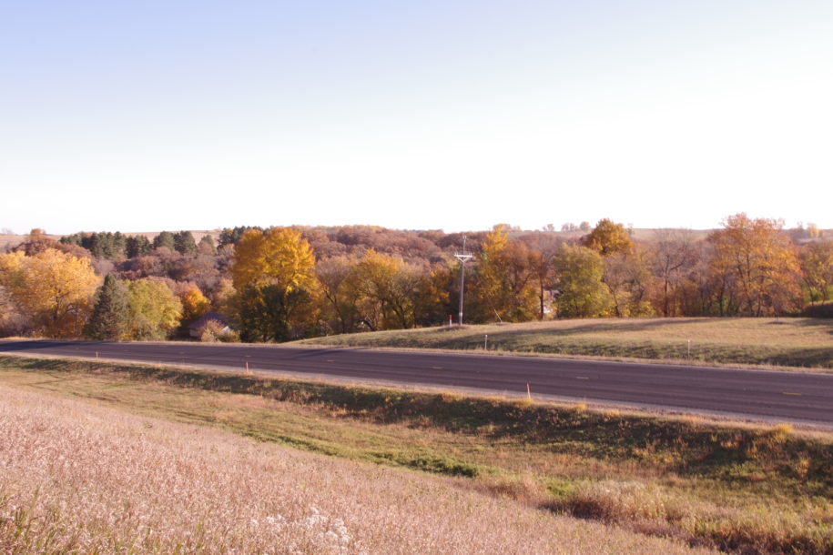 Approaching Pleasant Valley along the road
